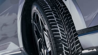 Hankook iON X winter tyre - detail